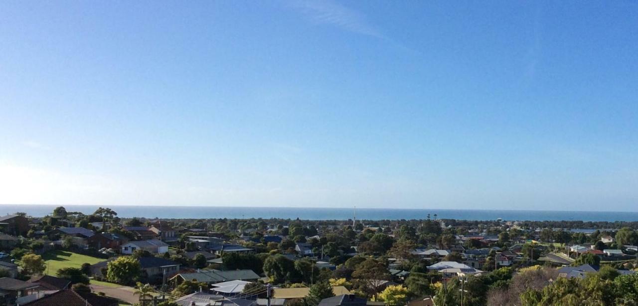 Lakes Entrance Views Villa Exterior photo